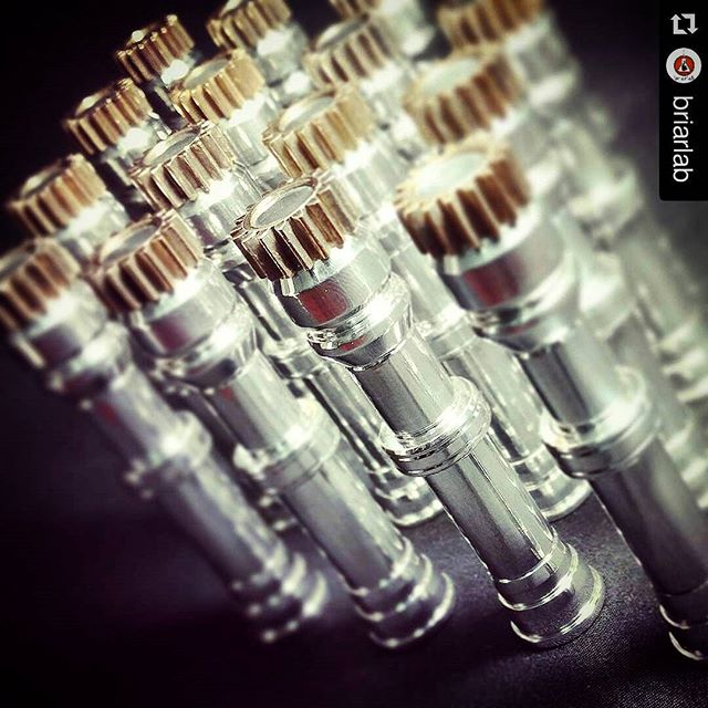 Nearly half sold already, go check them out!

#Repost @briarlab with @repostapp
ãƒ»ãƒ»ãƒ»
#tampers fit for a #king

@natekingpipes @briarlab 
#exclusive #handcrafted #aluminum #brass #gearpunk #steampunk #artisan #art #pipe #pipes #pipeplayground #briarlab #smallbusiness #indianapolis #indiana