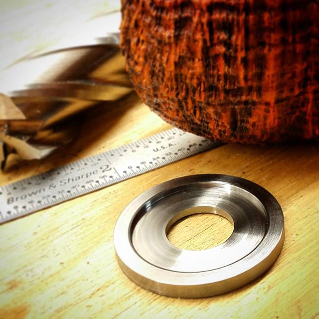 Midway through cutting a CP #titanium shank ring for the bent brandy. #metalsarefun 
#artisanpipe #artisanpipeshop #pipeplayground #briarlab #nkpwhq