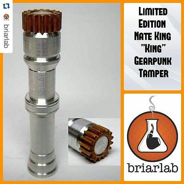 Get your limited edition Nate King ‘King’ tamper on our indiegogo page!

http://igg.me/at/briarlab