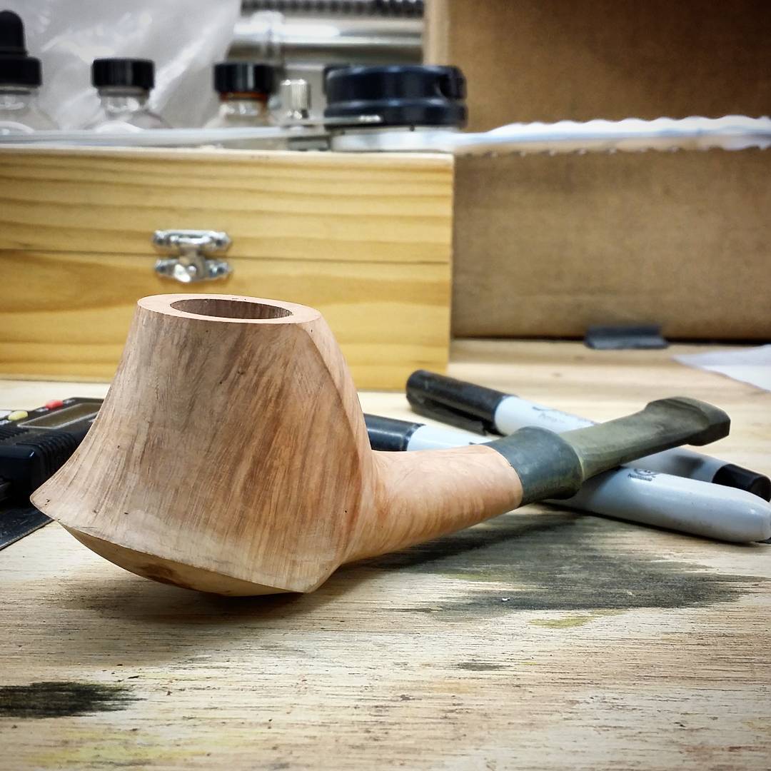 Roughing in a stem for this weirdcano!

#artisanpipe #artisanpipeshop #pipeplayground #briarlab #nkpwhq #blhq #smallbusiness #indianapolis #indiana